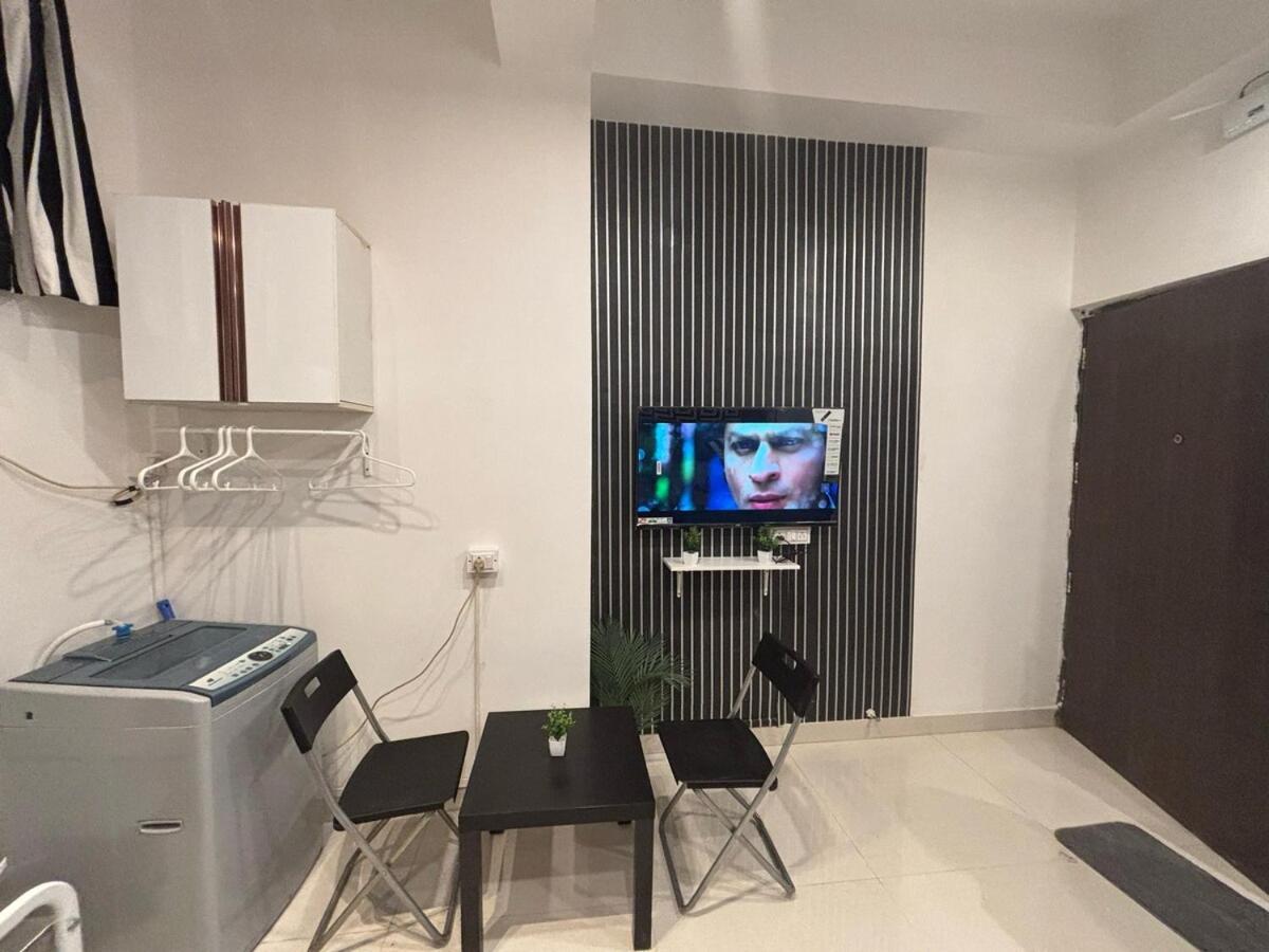 Apartament Ivy Splendour Dice Private Studio, Oshiwara